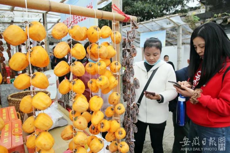 用好农业农村大数据中心,重点农产品市场信息平台等现有载体,调动互联